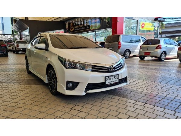 Toyota Altis 1.8 S  2015