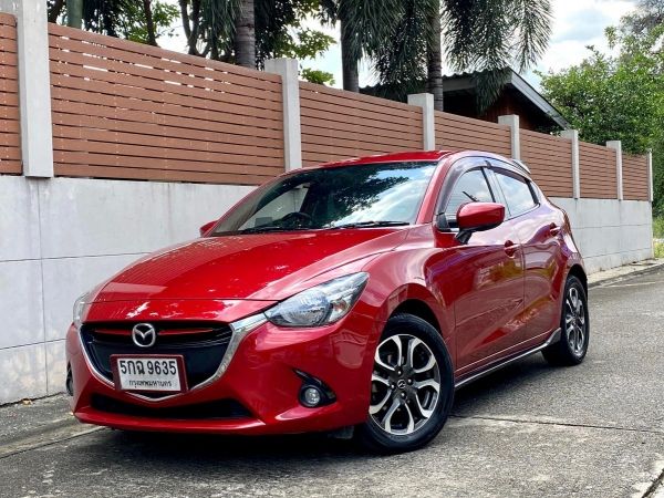 MAZDA 2 SKYACTIV HATCHBACK 1.5 XD Sports High Plus ปี 2016 รถบ้านมือเดียวป้ายแดง