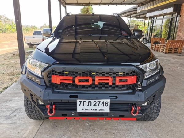 Ford Ranger 3.2 Wildtark 4x4 WD ปี 2518 สีดำ ไมล์น้อย รถสวย