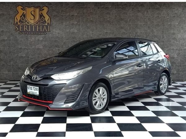 TOYOTA YARIS 1.2 E ปี 2017 สีเทา รูปที่ 0