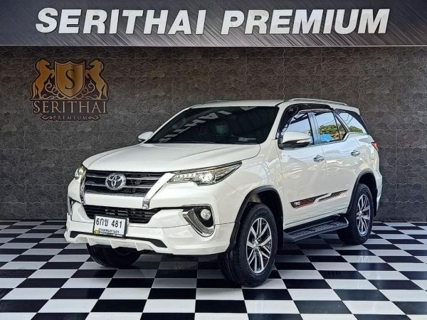 TOYOTA NEW FORTUNER 2.4 V NAVI ปี 2017 สีขาว