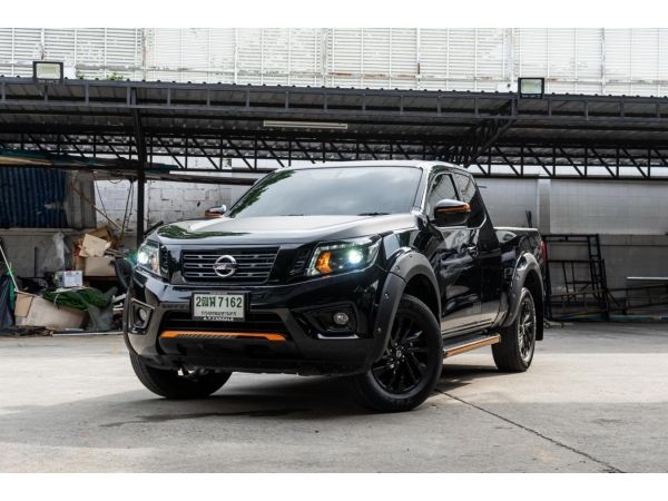 C499 2019 Nissan NP300 Navara King Cab 2.5 E Calibre Black Edition รูปที่ 0