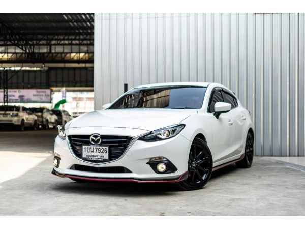 C7926 2016 Mazda 3 skyactive 2.0 s hatchback