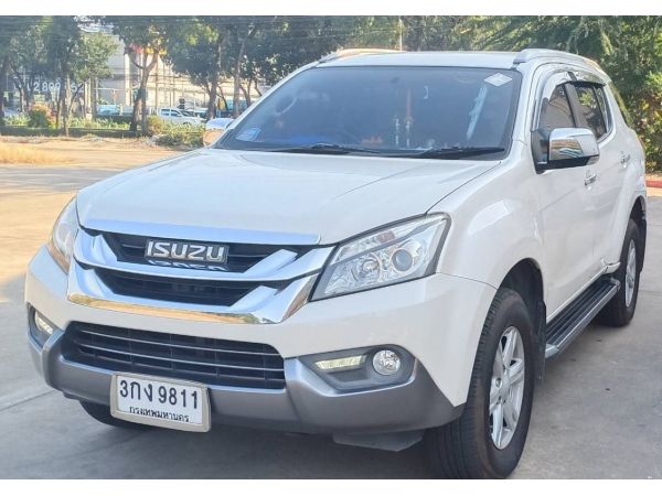 ISUZU MU-X 3.0 (2WD - DVD - Navi) ตัวท็อป สีขาวมุก พร้อมกล้องติดรถยนต์ (หน้า-หลัง)   รถบ้าน ใช้มือเดียว เจ้าของขายเอง รูปที่ 0