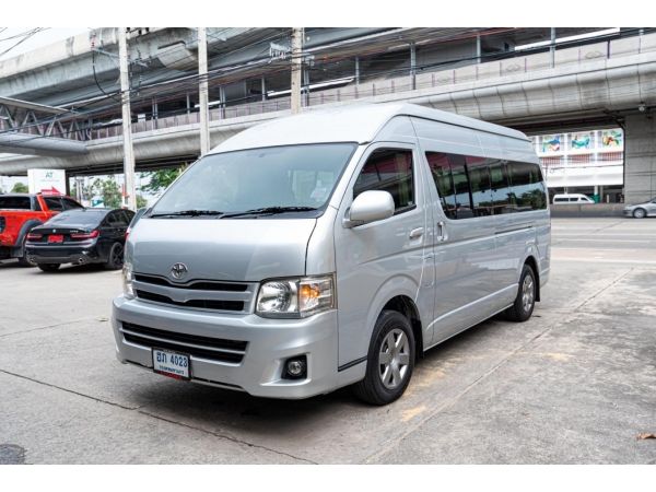 C4023 2012 Toyota Commuter 2.5 D4D VIP