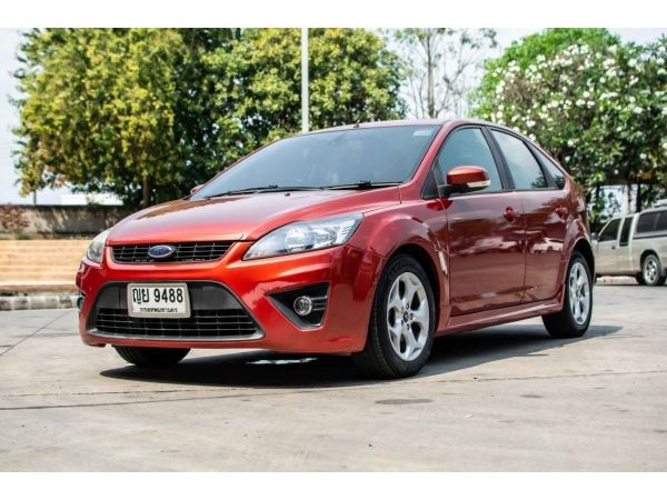 2011 FORD FOCUS (โฉม09-13) S 2.0 สีแดง 5ประตู