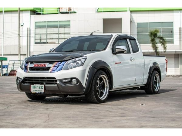 2014 ISUZU D-MAX SPACE CAB (ปี 11-17) X-Series 2.5 M/T สีขาว