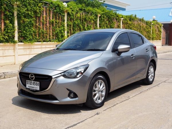 MAZDA 2 1.3 SKYACTIVE HIGH CONNECT ปี 2016 จดปี 2017