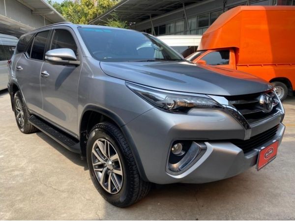 โตโยต้าชัวร์ Toyota Fortuner 2.8V 2WD Sportivo AT 2016