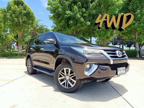 TOYOTA  FORTUNER  2.8 V  4WD  AUTO ดีเซล สภาพนางฟ้า