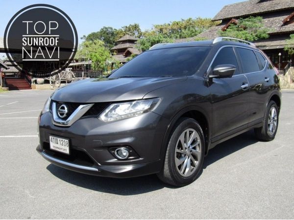 NISSAN  XTRAIL  2.5 V  AUTO 4X4 TOP SUNROOF เบนซิน สภาพนางฟ้า