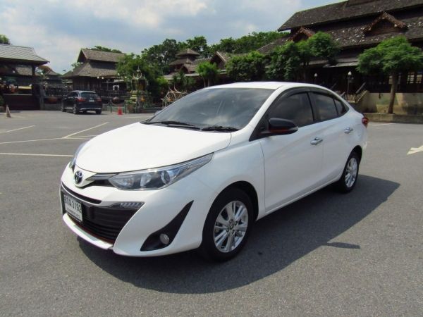 TOYOTA YARIS ATIV 1.2 S  AUTO  รุ่น TOP  เบนซิน สภาพนางฟ้า