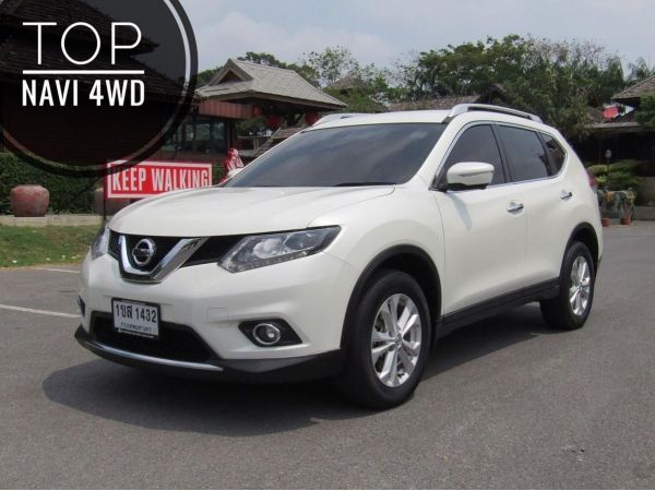 NISSAN  XTRAIL  2.0 V Auto  4WD TOP NAVI เบนซิน สภาพนางฟ้า