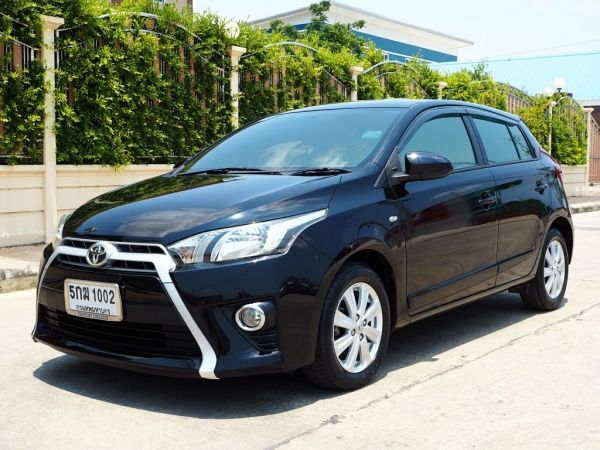 TOYOTA YARIS 1.2 E CVT ปี 2016 เกียร์AUTO สภาพนางฟ้า