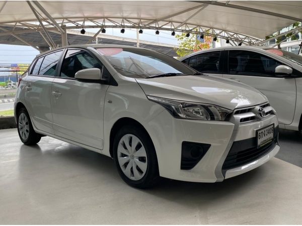 ฟรีดาวน์ Toyota Yaris 1.2E CVT Hatchback AT 2017