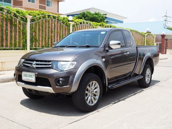 MITSUBISHI TRITON CAB 2.5 GLS PLUS VG Turbo ปลายปี 2012 จดปี 2013 เกียร์ออโต้ SporTronic