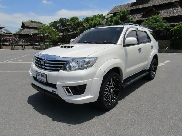 ปี 2012 TOYOTA FORTUNER 3.0 V VN TURBO AUTO  2WD  ดีเซล สภาพนางฟ้า