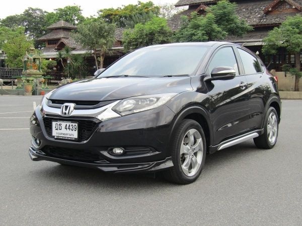 ปี 2015  HONDA HRV 1.8 E  AUTO  เบนซิน สภาพนางฟ้า