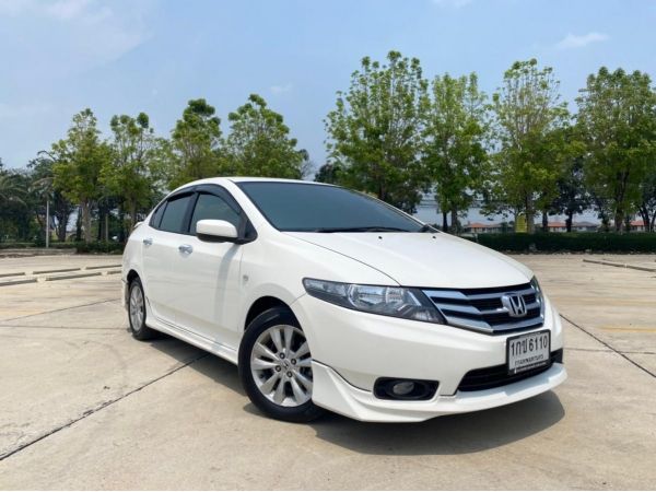 Honda CITY 1.5 V i-VTEC รถเก๋ง 4 ประตู