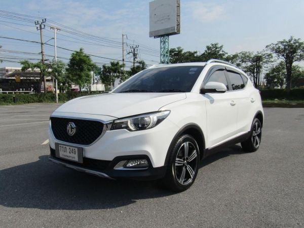 MG ZS 1.5 X TOP SUNROOF AUTO  เบนซินสภาพนางฟ้า