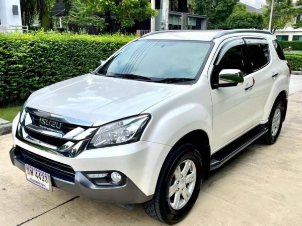 2016 ISUZU MU-X 3.0 2 WD ฟรีดาวน์ติดแบล็คลิสปรึกษาฟรี รับซื้อขายเทิร์นรถทุกรุ่น