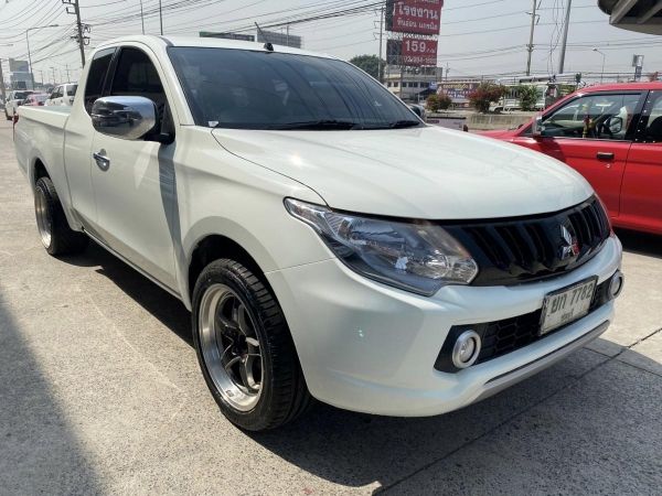 ฟรีดาวน์ Mitsubishi Triton 2.5 GLX Mega Cab MT 2019