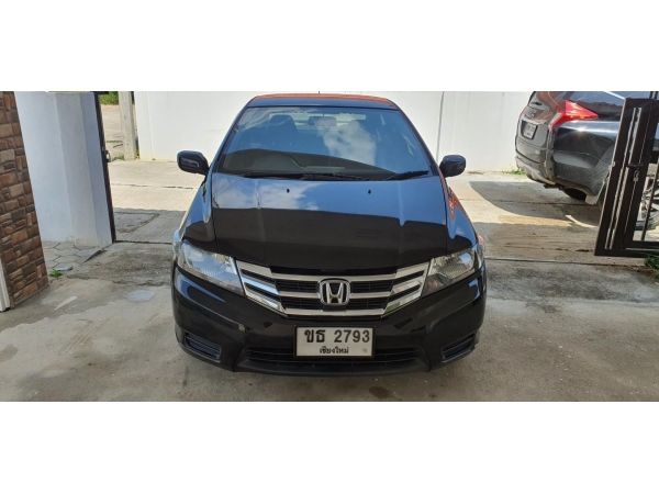 Honda city  ปี  12 รุ่น s cng ขาย 285000 บ ฟรีดาว มีเงินเหลือ 15000 บ.