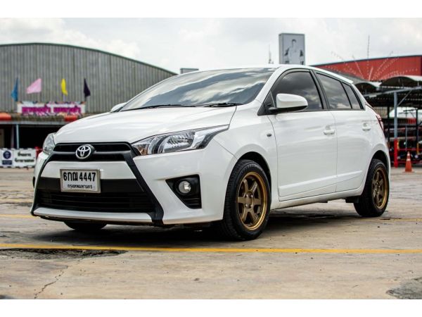 Yaris 1.2J เบนซิน  ปี : 2015/2017 เครื่องยนต์ : 1.2 เกียร์ : A สี : ขาว