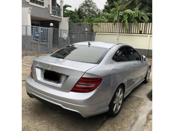 ขายด่วน Mercedes Benz C180 CGI Coupe ปี2012