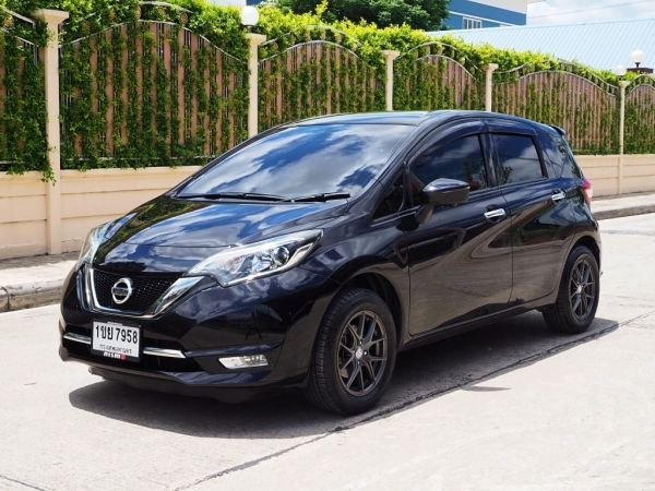 NISSAN NOTE 1.2 VL  เกียร์AUTO สภาพป้ายแดง