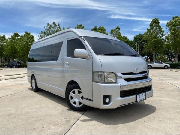 TOYOTA COMMUTER หลังคาสูง 3.0 D4D AUTO ดีเซล สภาพนางฟ้า