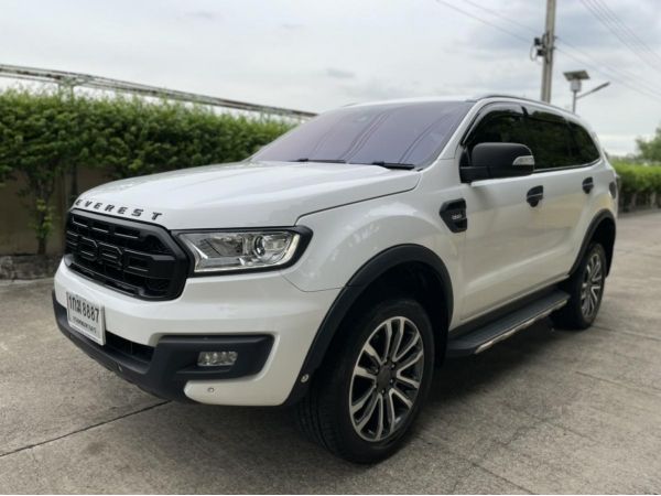 19 Ford Everest 2.2 Titanium+ สภาพสวย เจ้าของขายเอง