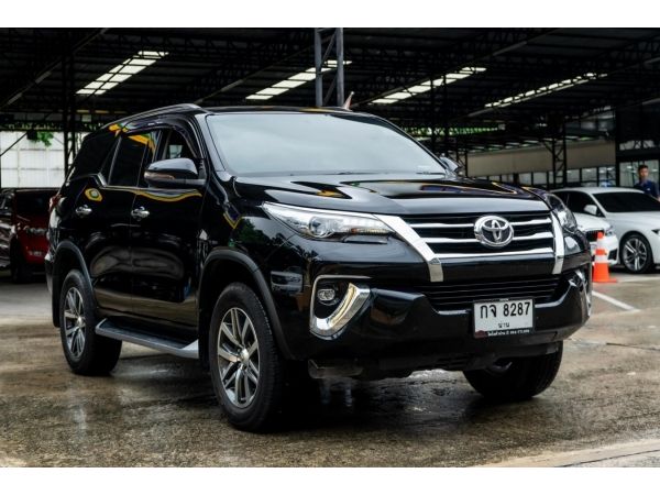 2018 Toyota Fortuner 2.4  V SUV รูปที่ 0