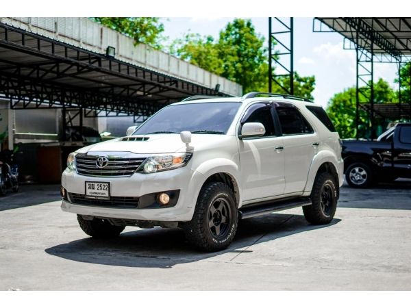 2012 Toyota Fortuner 3.0  V 4WD SUV