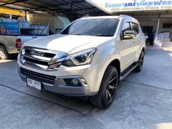 TOYOTA FORTUNER 2.8 V 4WD AT สีเทา เกียร์อัตโนมัติ ปี 2016