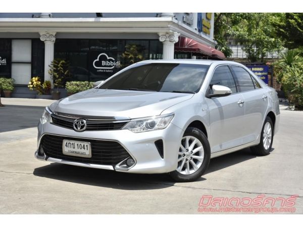 2015 TOYOTA CAMRY 2.0 G ( เครื่องยนต์ใหม่ ) ใช้เงิน 5 พันออกรถ ฟรีดาวน์ แถมประกันภัย รูปที่ 0