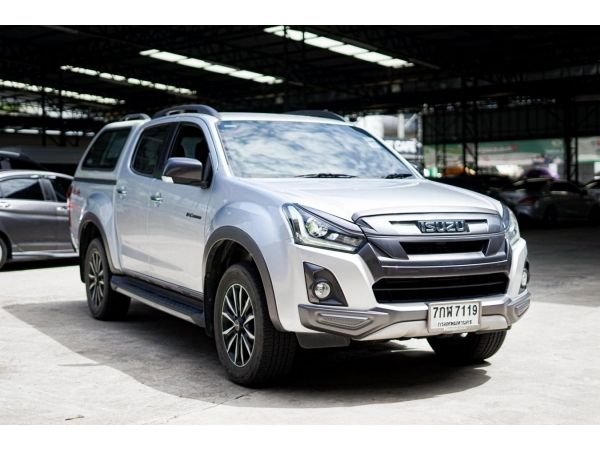 2018 Isuzu D-Max 3.0 CAB-4  Vcross MAX Z-Prestige 4WD Pickup