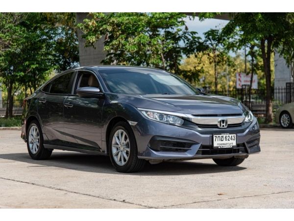 2018 Honda Civic 1.8 FC  E i-VTEC Sedan รูปที่ 0