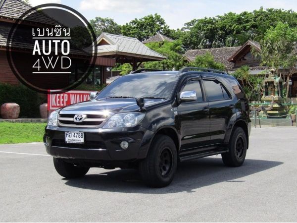 TOYOTA FORTUNER 2.7 V A/T 4WD เบนซิน สภาพดีเยี่ยม