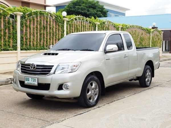 TOYOTA HILUX VIGO CHAMP SMART CAB 2.5 E  เกียร์MANUAL สภาพนางฟ้า