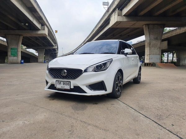 MG NEW MG 3 1.5 V Sunroof AT 2018