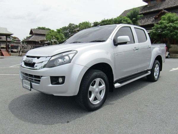 ISUZU DMAX Hi-Lander 4 ประตู  2.5 Z  Ddi  VGS  M/T  ดีเซลสภาพนางฟ้า