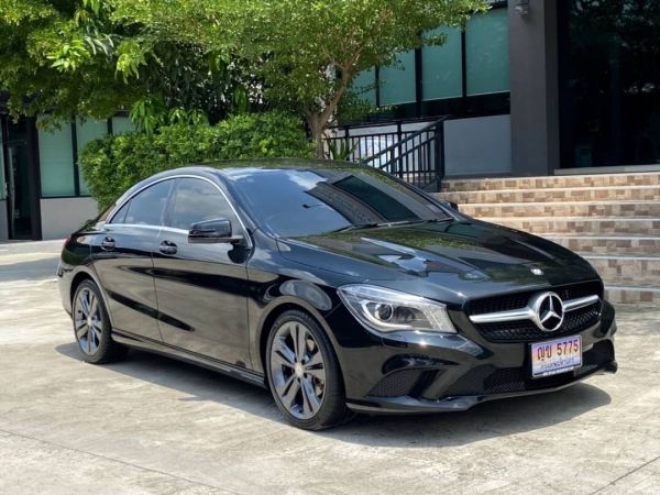 Benz cla200 2017