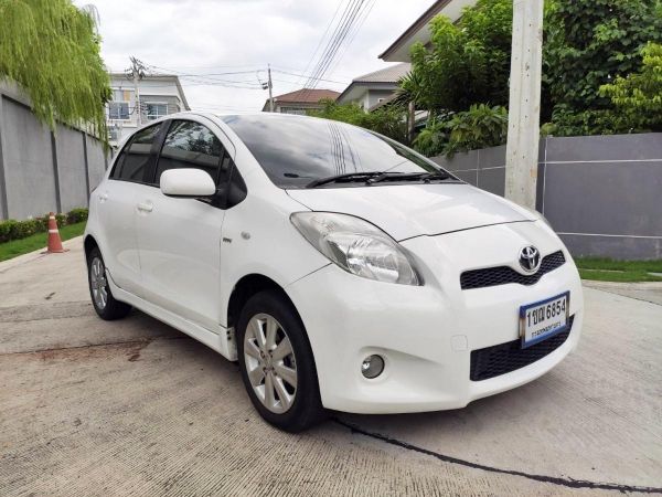 รูปของ Toyota Yaris 1.5J ปี2012 สีขาว ราคา 229,000บาท