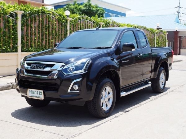 ISUZU D-MAX ALL NEW BLUE POWER SPACECAB HI-LANDER 1.9 DDI L เกียร์MANUAL สภาพป้ายแดง