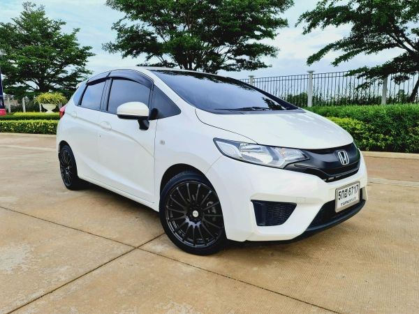 HONDA JAZZ  S 1.5 AUTO CVT ปี 16 ไมล์ 5หมื่นแท้