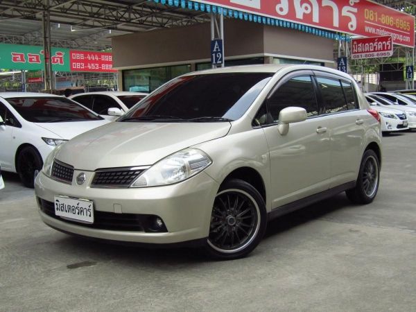 Nissan tiida 1.6G 2007/AT