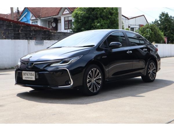 Altis ไฮบริด ปี2019 รถทดลองขับจากโตโยต้ามอเตอร์ค่ะ ฟรีดาวน์ ผ่อนเดือนละ 13,xxx.-