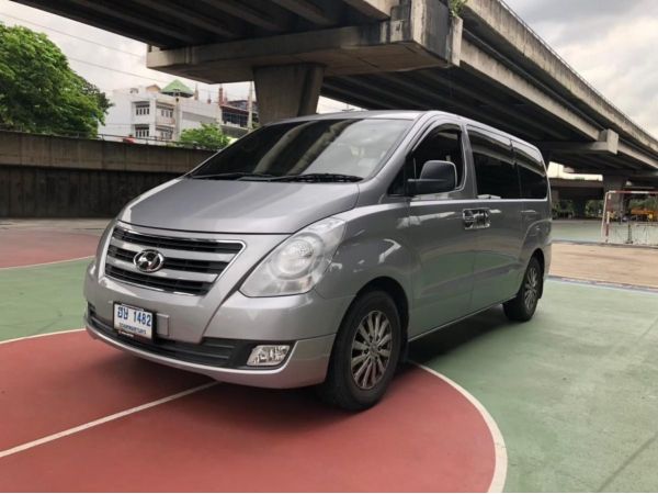 Hyundai H1 2.500 Touring i รถปี 2016 จดปี2017 รูปที่ 0