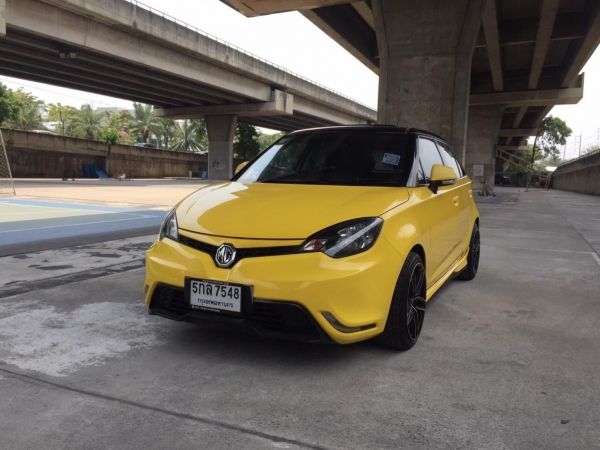  MG3 1.5X  Sunroof